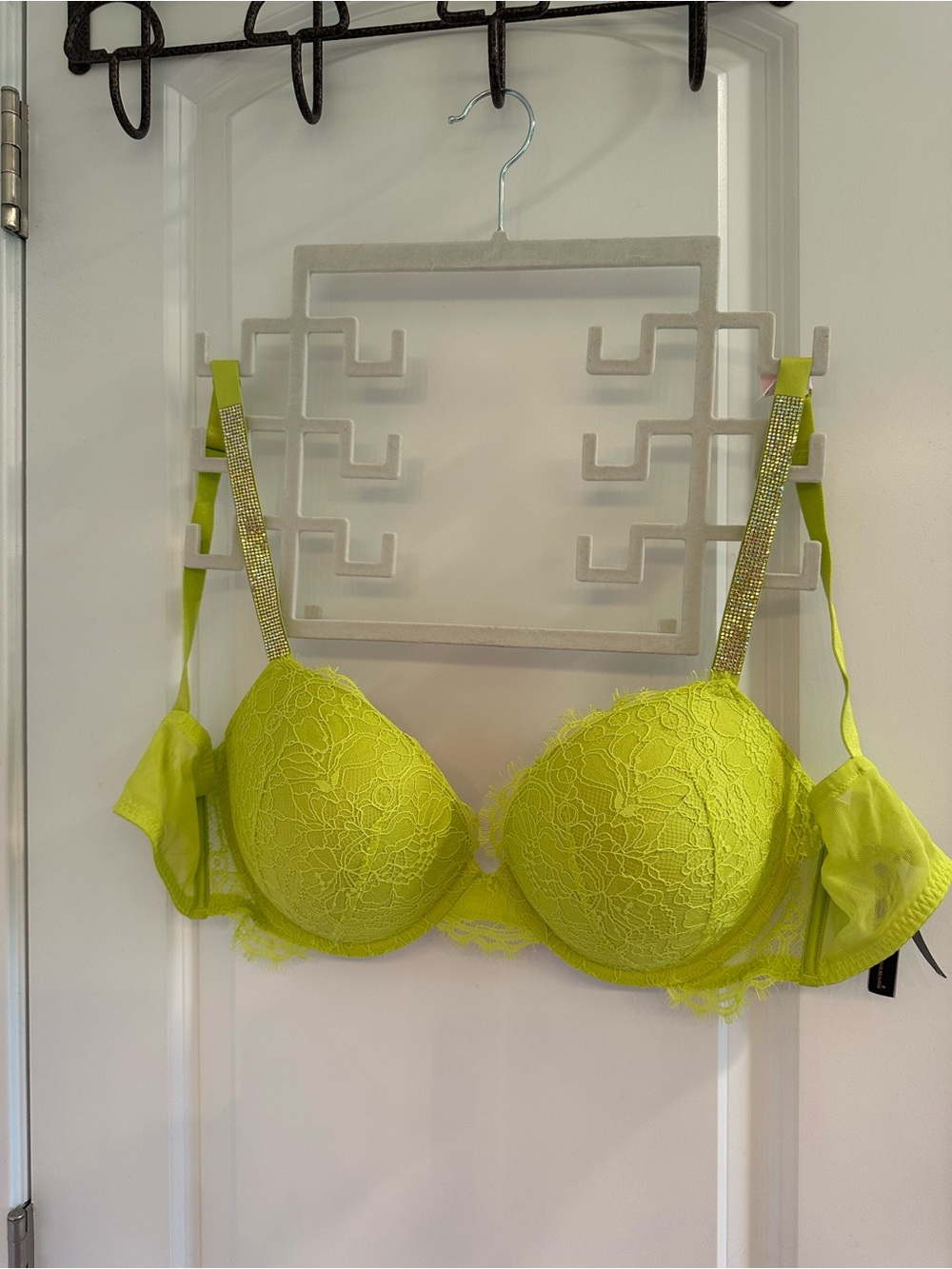 Lace Push-Up Bra - Neon Yellow
